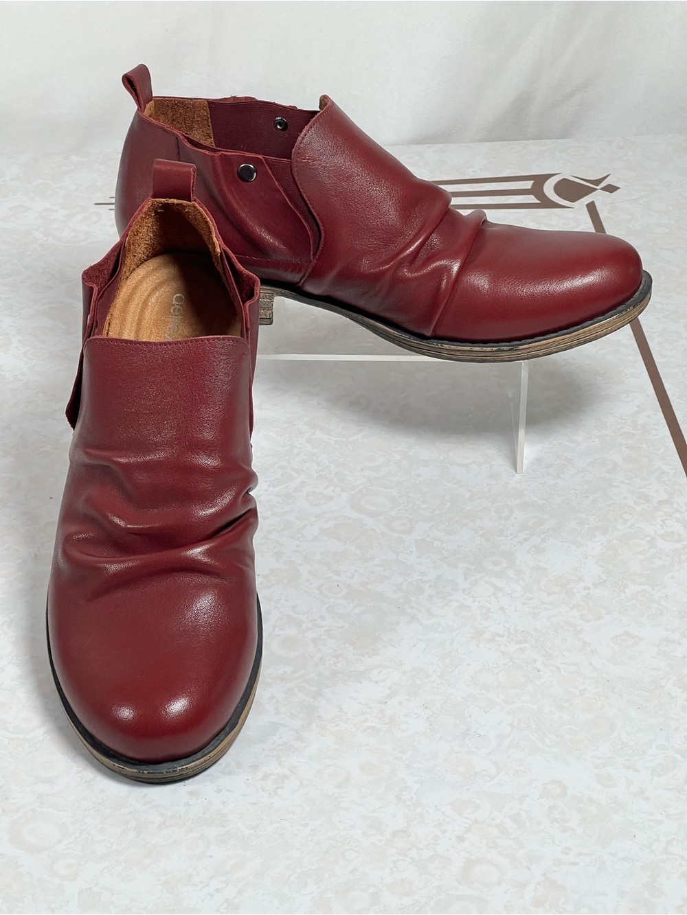 Biza Ellis Ruched Leather Slip-on Bootie Loafer Shoe Womens Sz Euro 40, US 9